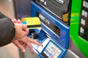 Como funciona um cartão de crédito consignado?