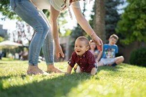 Sou mãe chefe de família, como receber R$ 1.200?