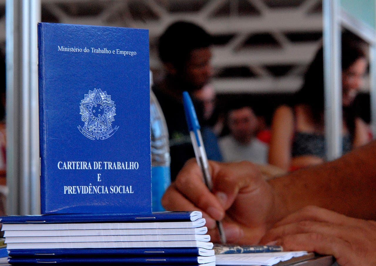 Reajuste do salário mínimo muda o seguro desemprego?