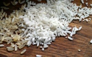 Arroz: preço sobe e governo zera imposto de importação