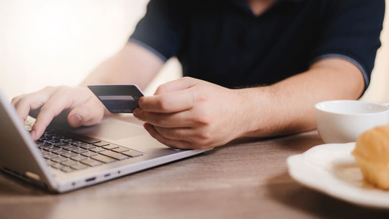 Fatura paga parcialmente afeta o limite do cartão de crédito?