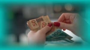 Quem tem direito ao Auxílio Brasil de 600 reais?