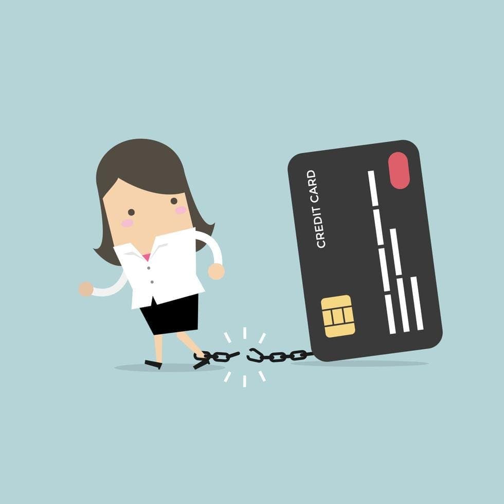Cartão de crédito: vetor de mulher "presa" ao cartão