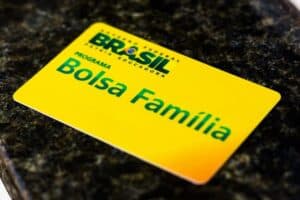 Como solicitar a segunda via do Cartão Bolsa Família