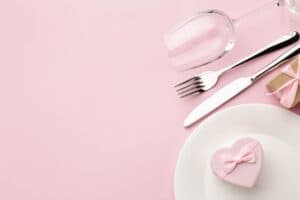 Como fazer um jantar para o dia dos namorados sem estourar o orçamento?