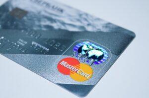 Como adicionar cartão de crédito no Mercado Pago?