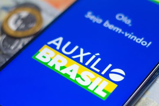 Auxílio Brasil