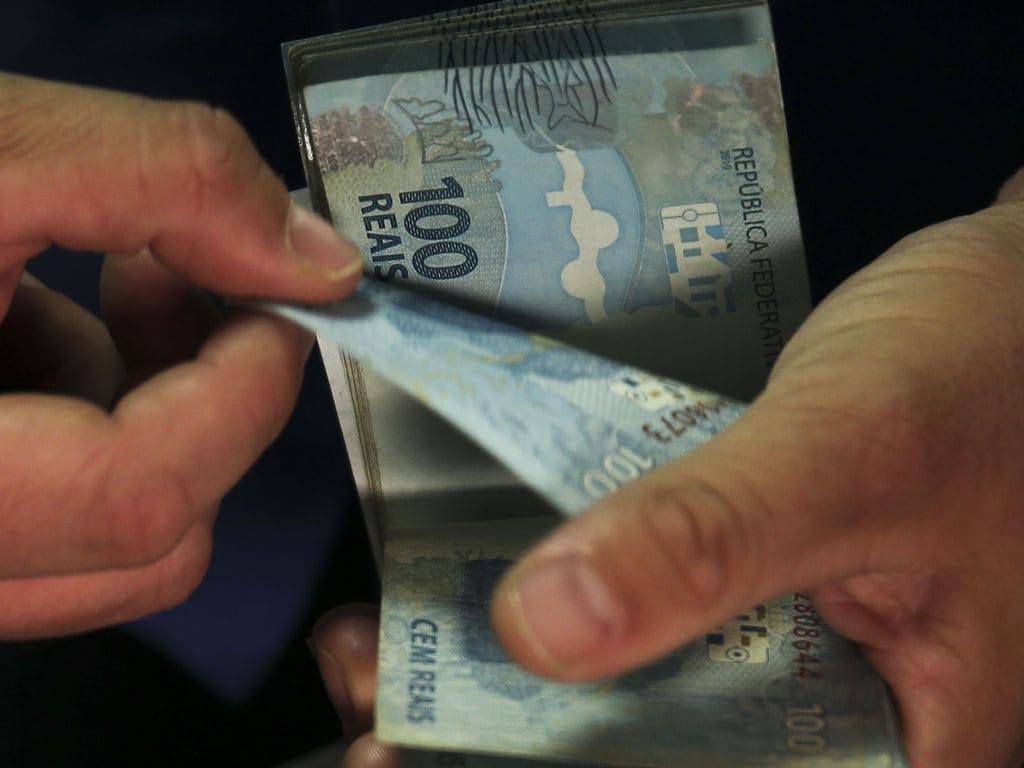 Tem como fazer empréstimo pelo Auxílio Brasil?