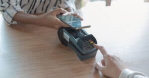 Como pagar por aproximação com o celular? Como pagar por aproximação com o celular?