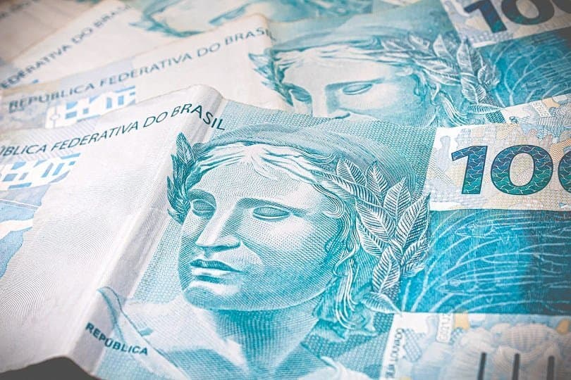FGTS: notas de cem reais