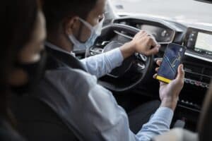 Uber anuncia empréstimo para motoristas; saiba mais Uber anuncia empréstimo para motoristas; saiba mais