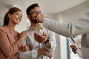 Posso usar o FGTS para comprar casa própria? Posso usar o FGTS para comprar casa própria?