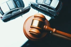 Leilão de carros recuperados de financeira: vale a pena? Leilão de carros recuperados de financeira: vale a pena?
