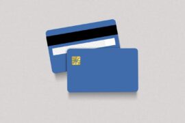 Auxílio Brasil: ilustração de um cartão azul com chip frente e verso.