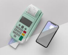 máquina de cartão e celular (maquininha de cartão Rede)